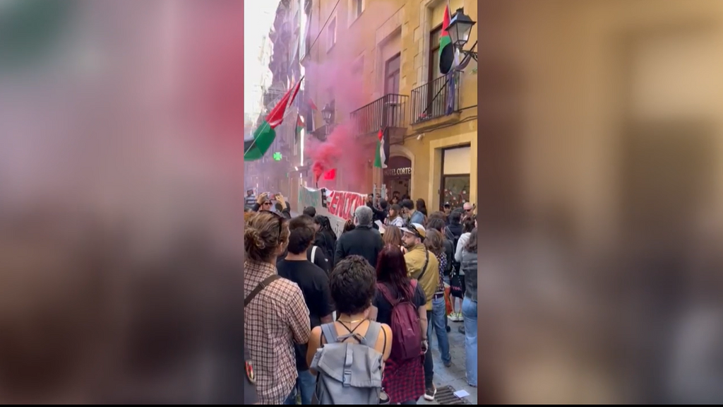 Manifestantes propalestina ocupan un hotel de Barcelona vinculado a la capital israelí