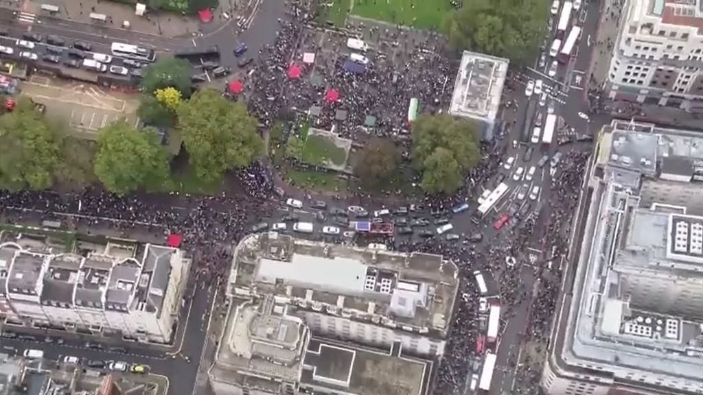 Masiva protesta en Londres para exigir el cese de los bombardeos israelíes en Gaza
