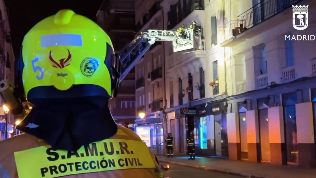 Muere un hombre de 59 años en el incendio de una vivienda en Madrid