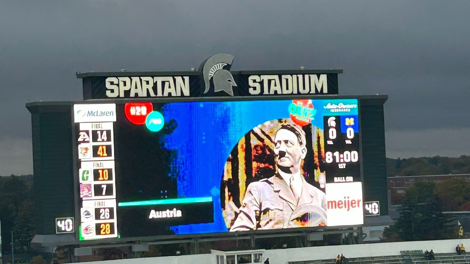 La Universidad Estatal de Michigan lamenta "profundamente" haber mostrado una foto de Hitler