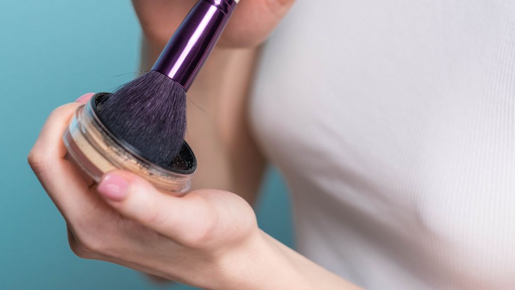 Así puedes arreglar los polvos de maquillaje que se han roto