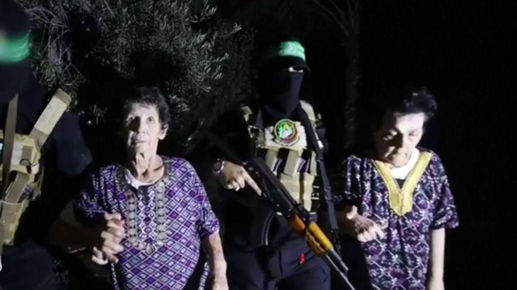 Nacho Abad, sobrecogido con las imágenes de la liberación de dos rehenes octogenarias por parte de Hamás: "Estoy sin palabras"