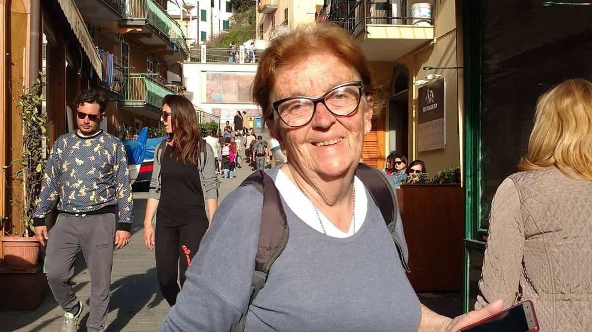 Elva, la abuela viajera que recorre Europa