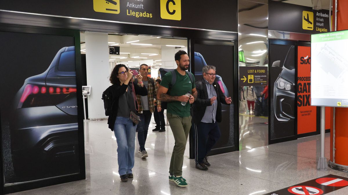 El rapero Valtònyc recibe una calurosa bienvenida en Mallorca tras cinco años en Bélgica