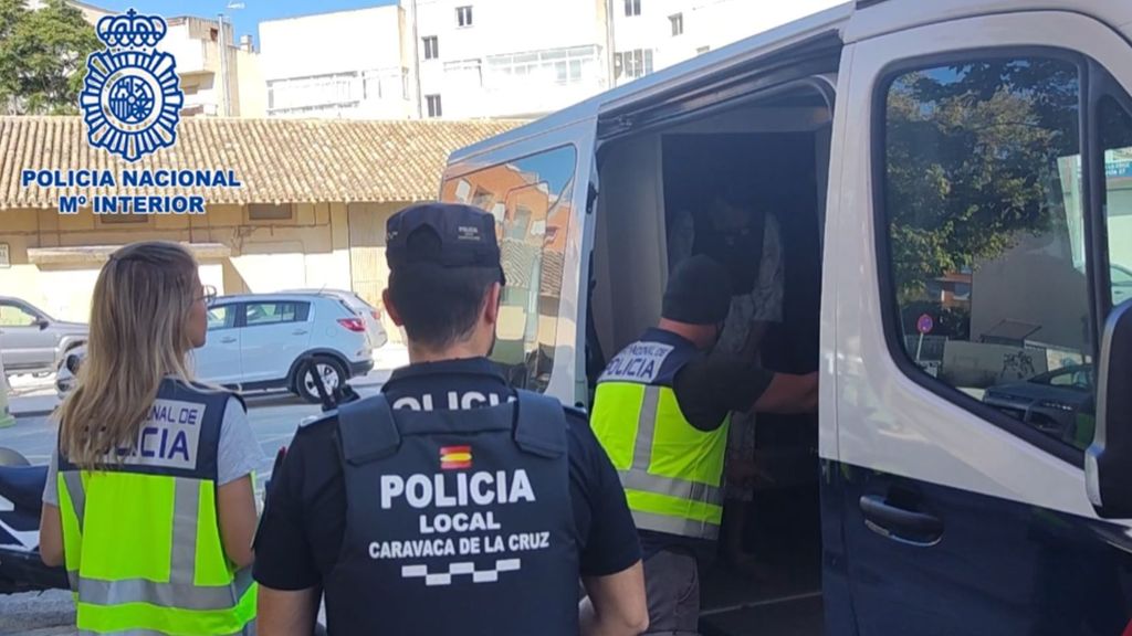 Detienen a cuatro personas por explotar laboralmente y agredir sexualmente a una trabajadora en Cieza y Caravaca