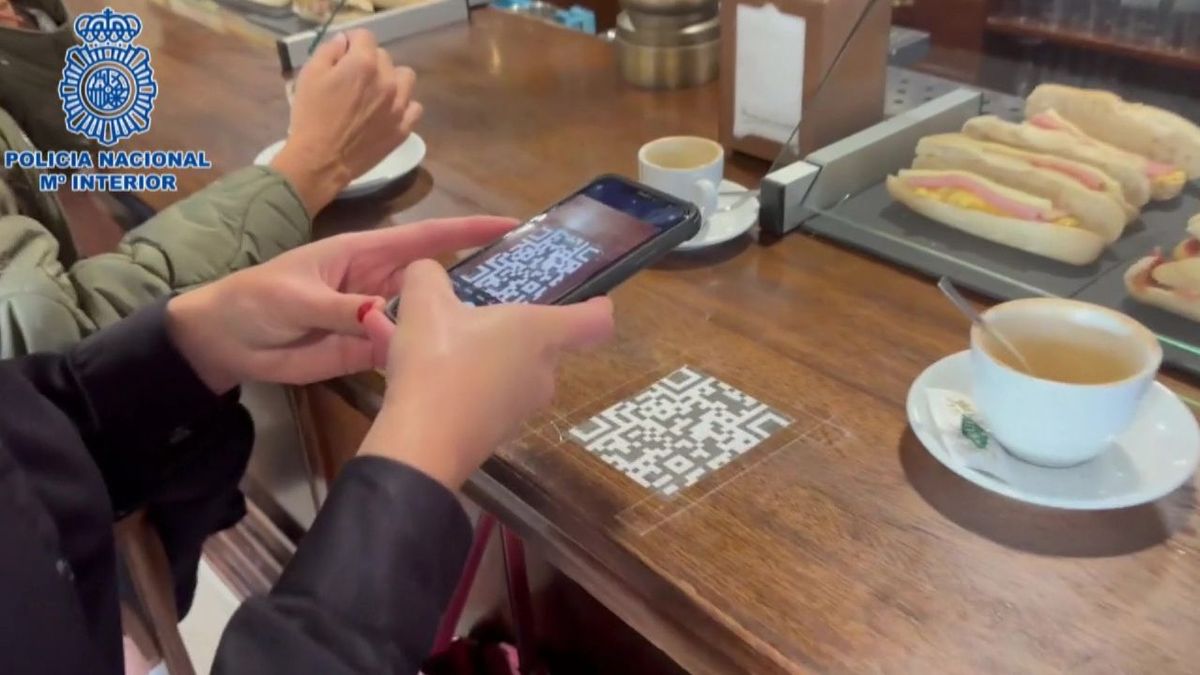 La Policía Nacional alerta de una estafa a través de los códigos QR
