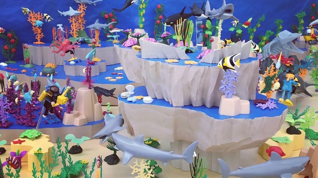Una recreación del fondo marino con Playmobil