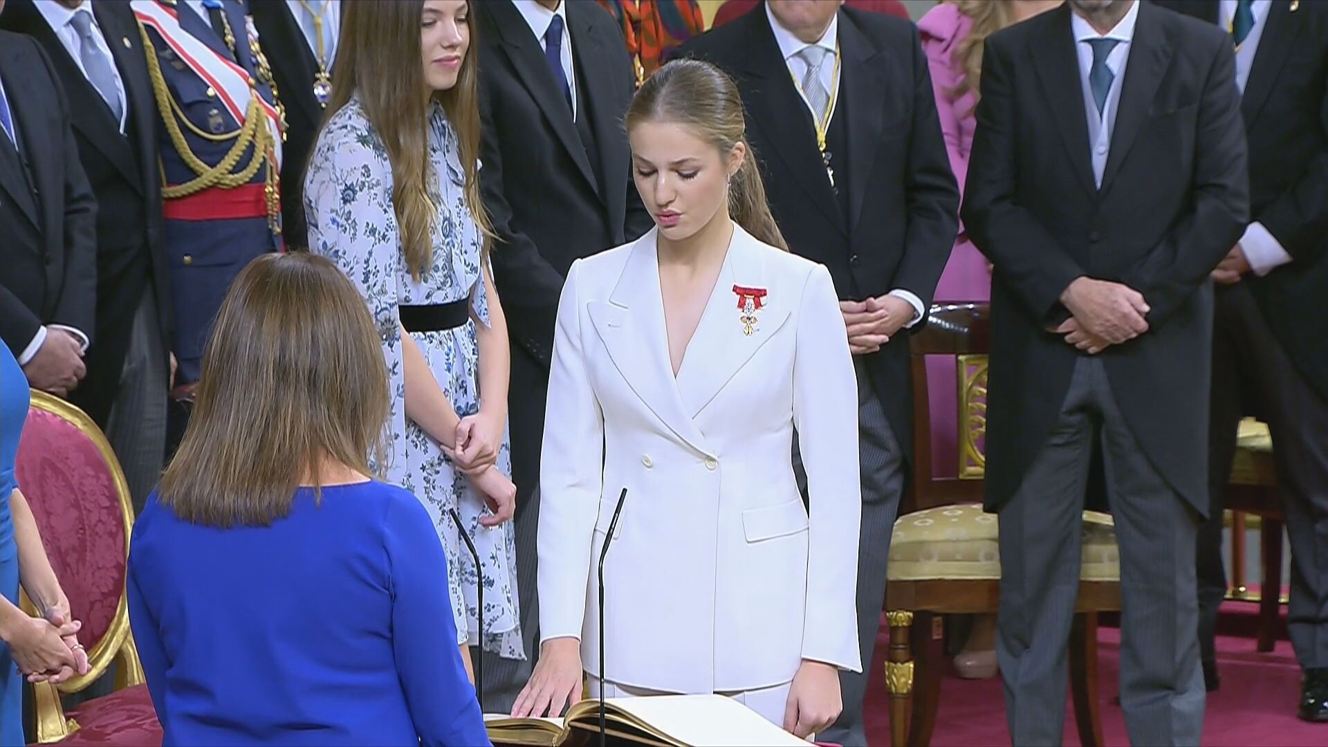 Jura de la Constitución de la princesa Leonor, en directo: la princesa jura la Carta Magna