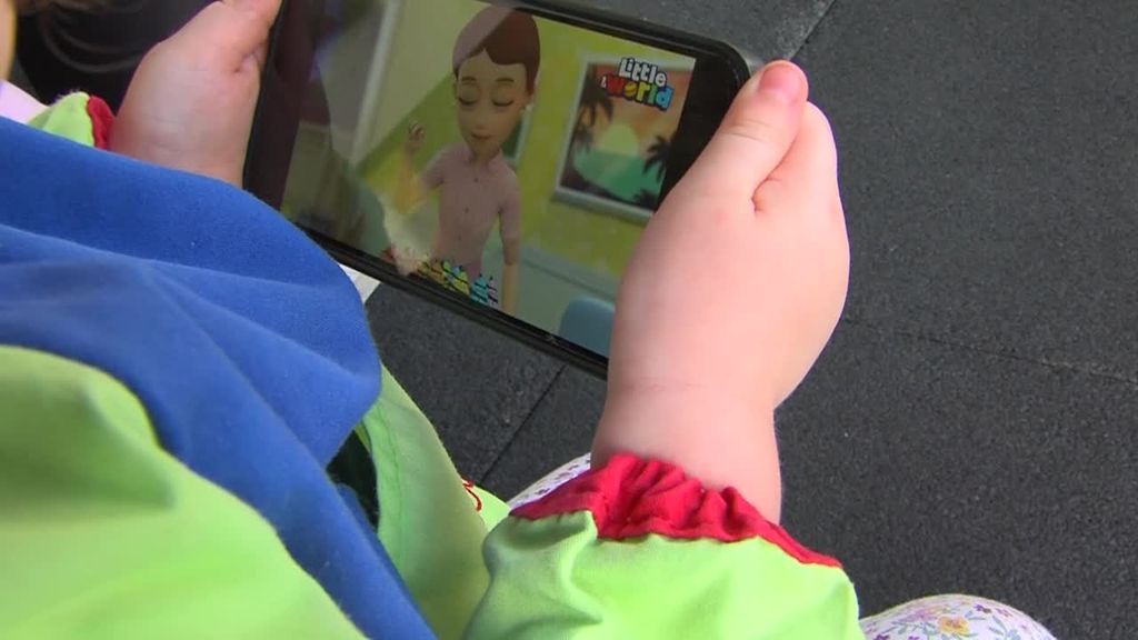 ¿Qué hacer para evitar que las pantallas afecten a la salud mental de tus hijos?
