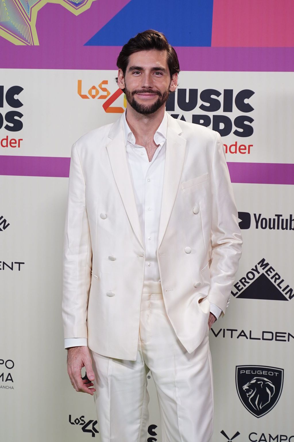 Álvaro Soler, en Los40 Music Awards Santander 2023