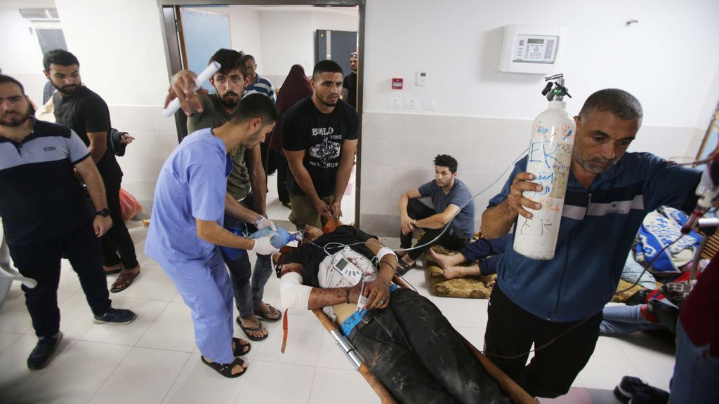 Un nuevo ataque contra un hospital del norte de Gaza deja decenas de muertos y heridos