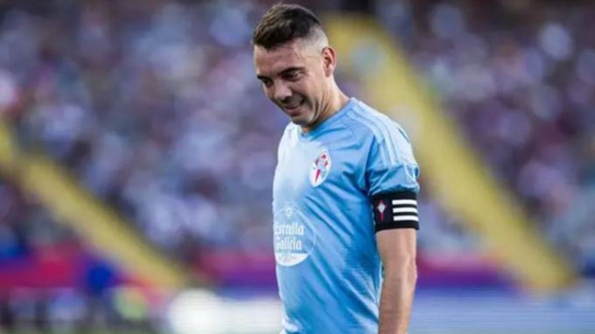 Aspas pide perdón por su "error" tras golpear y tirar al suelo el monitor del VAR