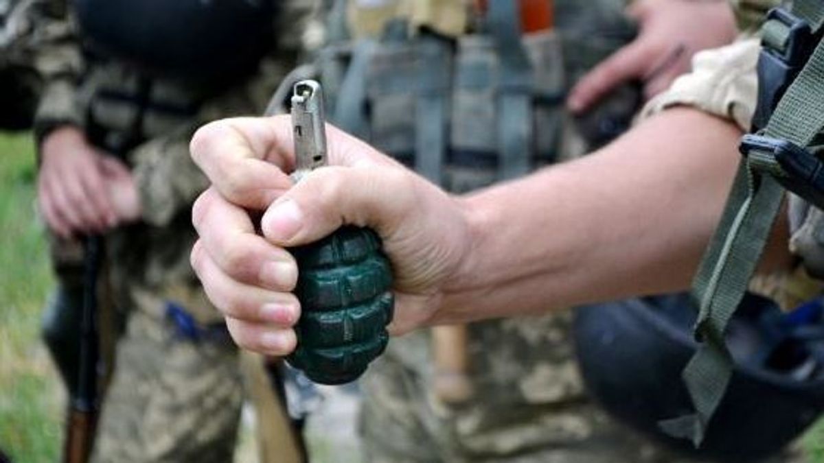 El mayor Genadi Chastiakov, asistente del jefe del Ejército ucraniano, Valeri Zaluzhni,  murió al explotarle un nuevo modelo de granada que recibió de regalo de cumpleaños.