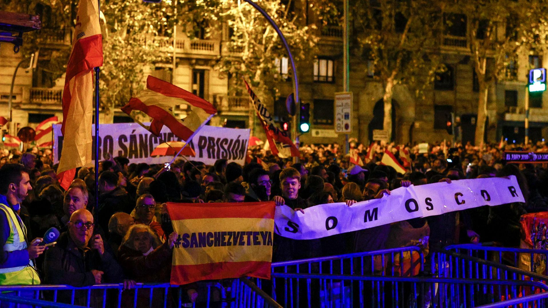 Nueva manifestación contra la amnistía frente a la sede del PSOE en Madrid