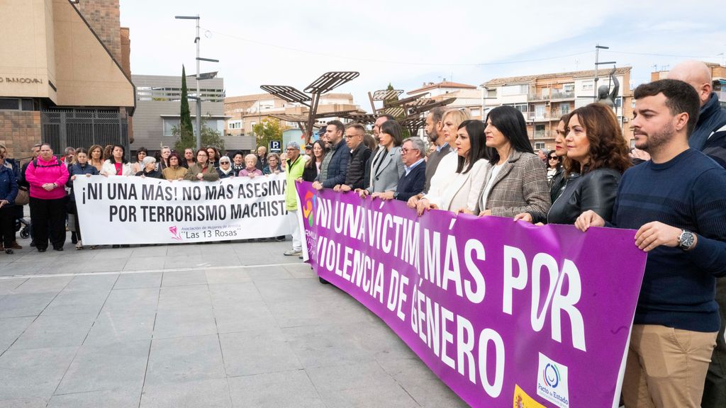 Armilla (Granada) guarda silencio por la mujer apuñalada por su exmarido, ya detenido