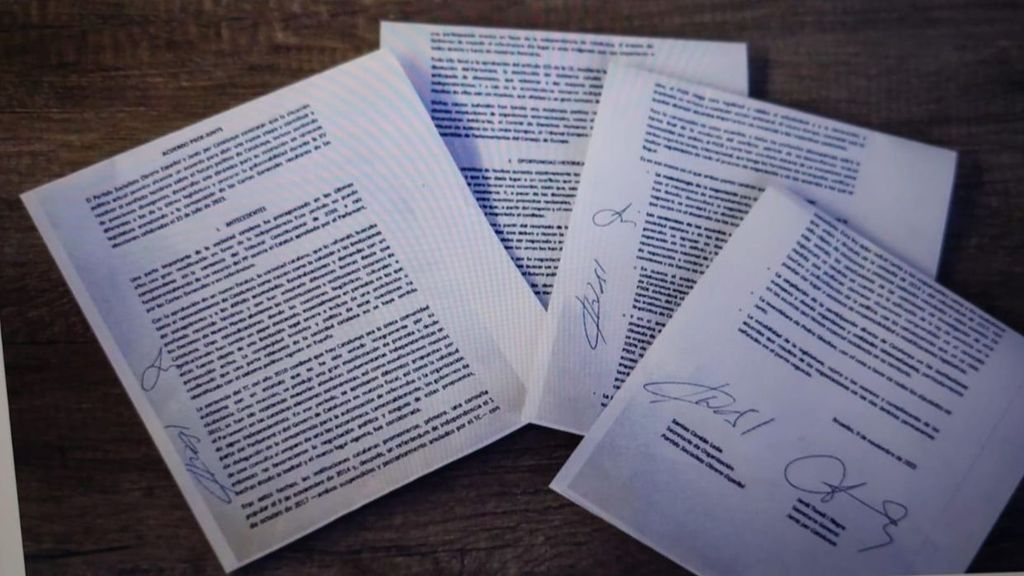 El documento que recoge el acuerdo de Junts y el PSOE para la investidura de Sánchez