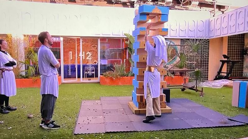 Suena el gong en la casa