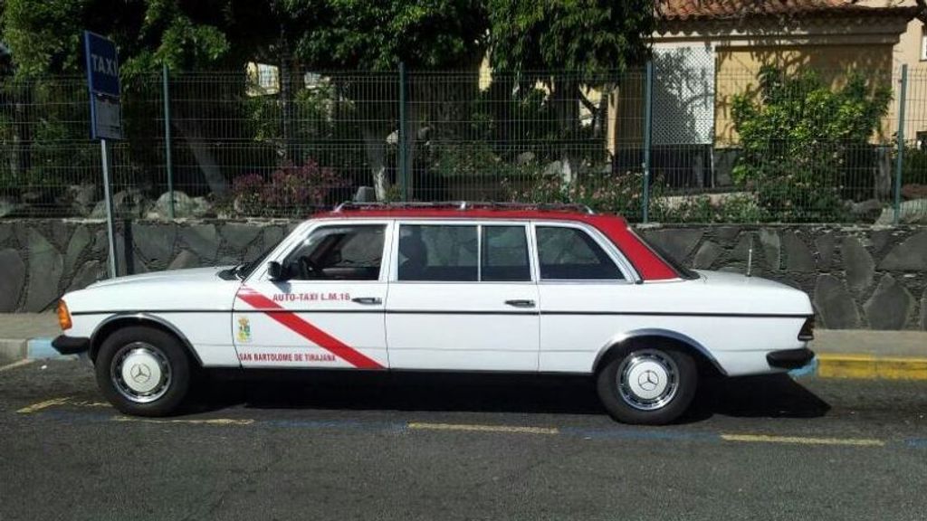 El taxi con más kilómetros recorridos del mundo: el dominguito y sin salir de Canarias
