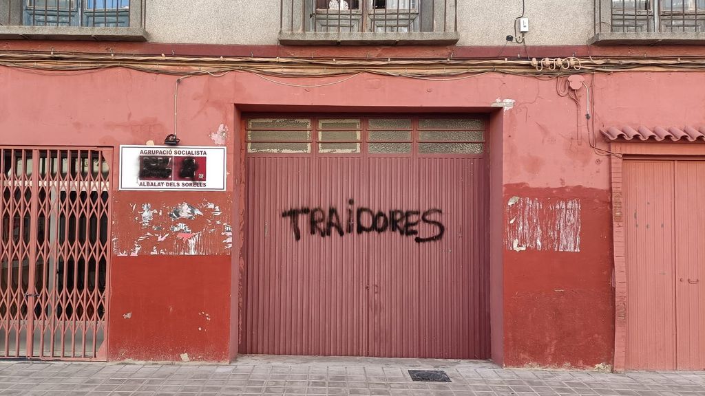 Pintada en la sede socialista de Albalat dels Sorells