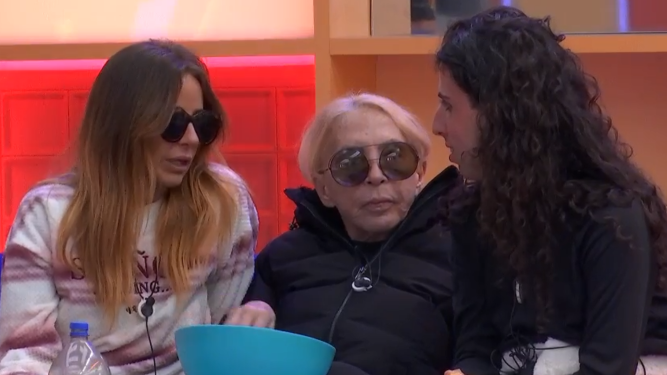 El club de las cotillas