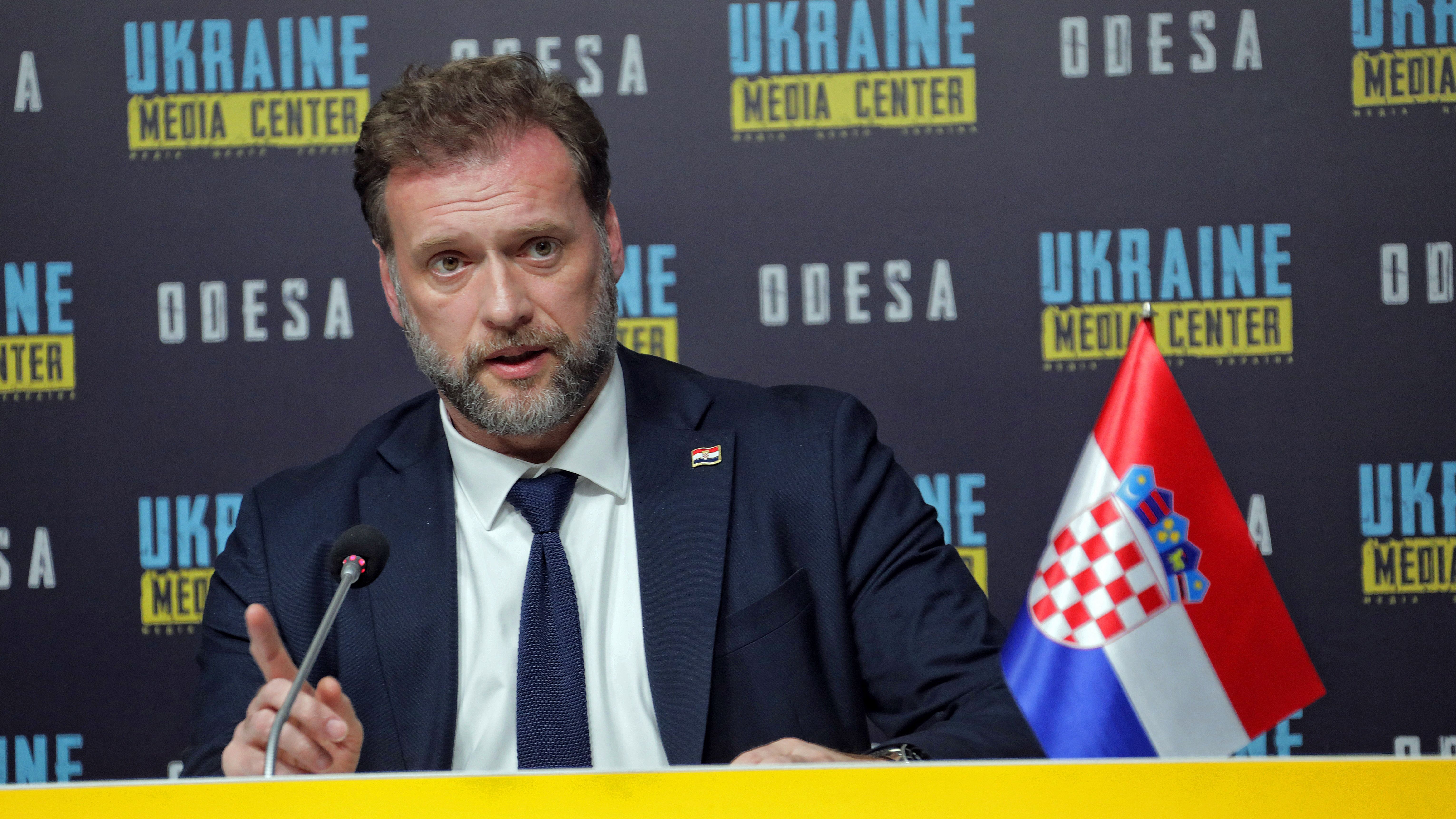 Mario Banozic, ministro de Defensa de Croacia, durante una visita a Ucrania en marzo