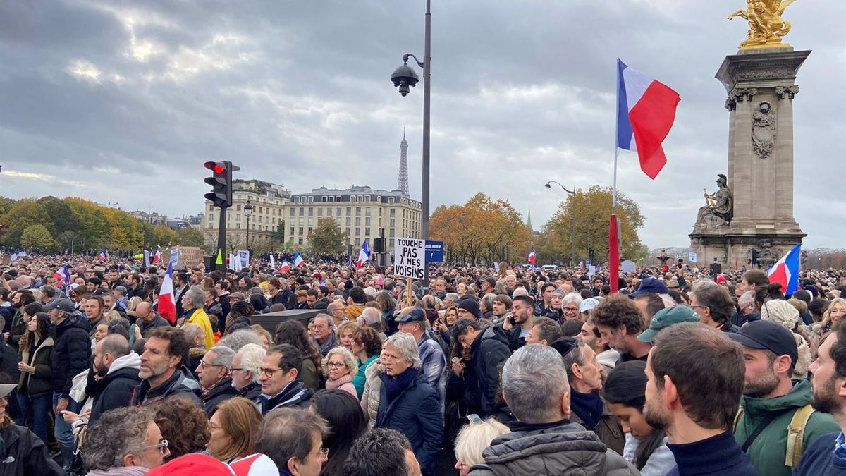 Más de 180.000 personas se manifiestan en varias ciudades de Francia contra el antisemitismo