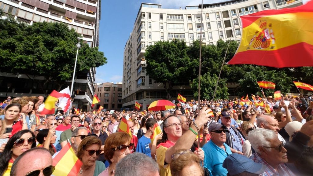 Miles de personas secundan en Las Palmas de Gran Canaria la manifestación convocada por el Partido Popular