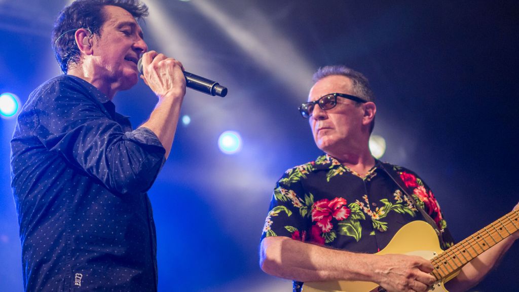 Manolo y Quimi durante un concierto de Los Burros and Los Rápidos (sus bandas previas) en 2016.