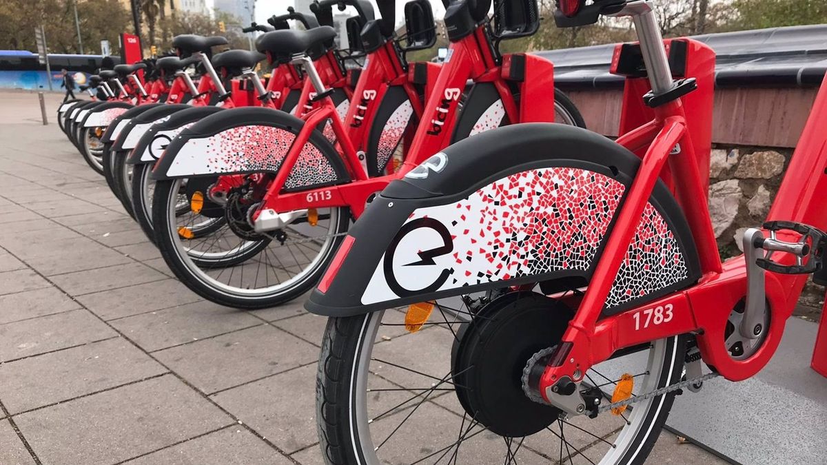 Con las nuevas unidades, el Bicing de Barcelona tendrá 5.000 bicicletas eléctricas Con las nuevas unidades, el Bicing de Barcelona tendrá 5.000 bicicletas eléctricas