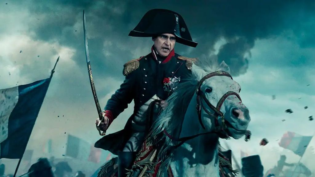 Joaquin Phoenix como Napoleón Bonaparte. ¿Alguien siente olor a Oscar?