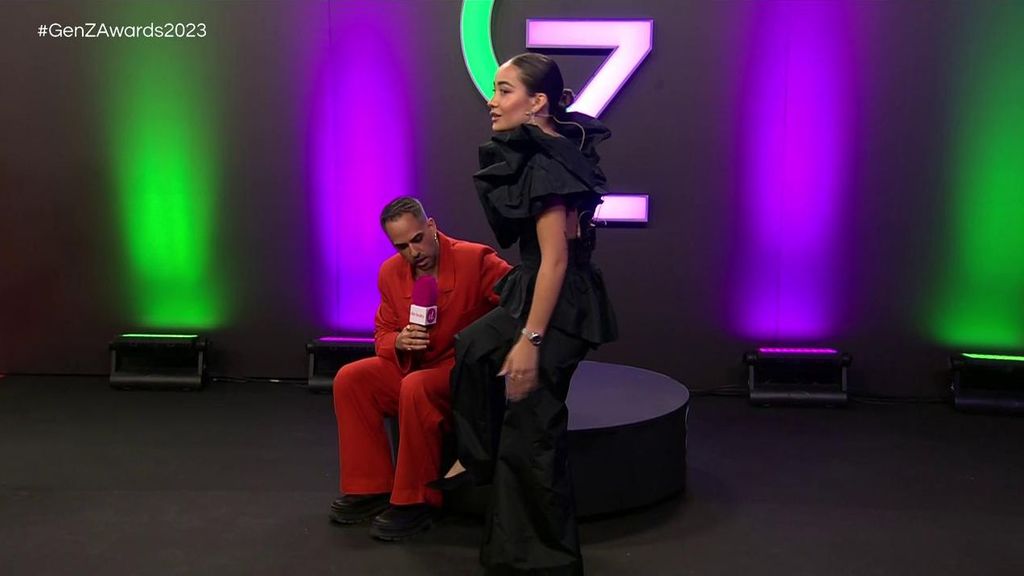 Marina Rivers se rompe su traje en plena alfombra roja de los GenZ Awards 2023: “De la emoción del momento…”