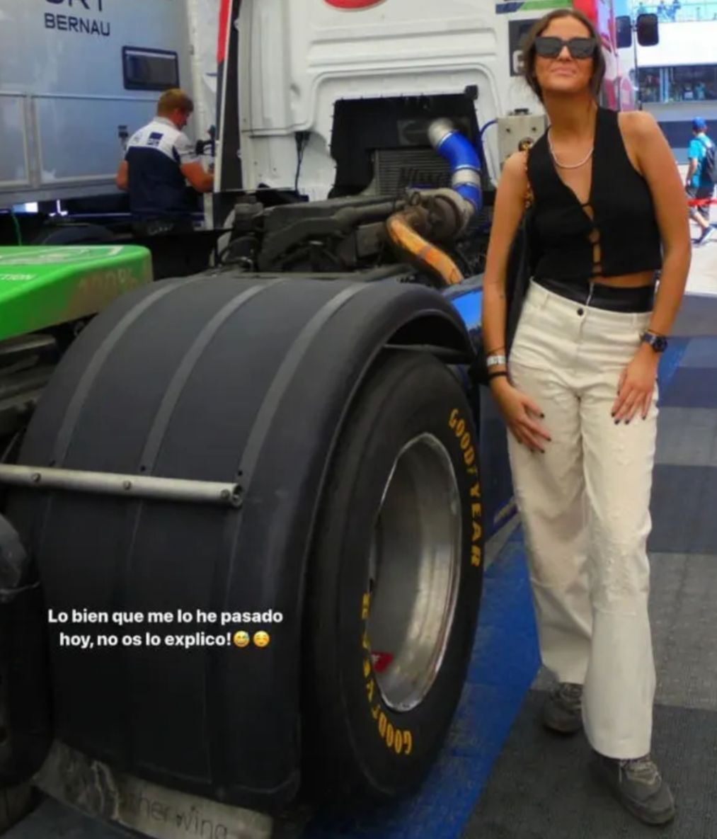 Victoria Federica con los pantalones de tiro bajo