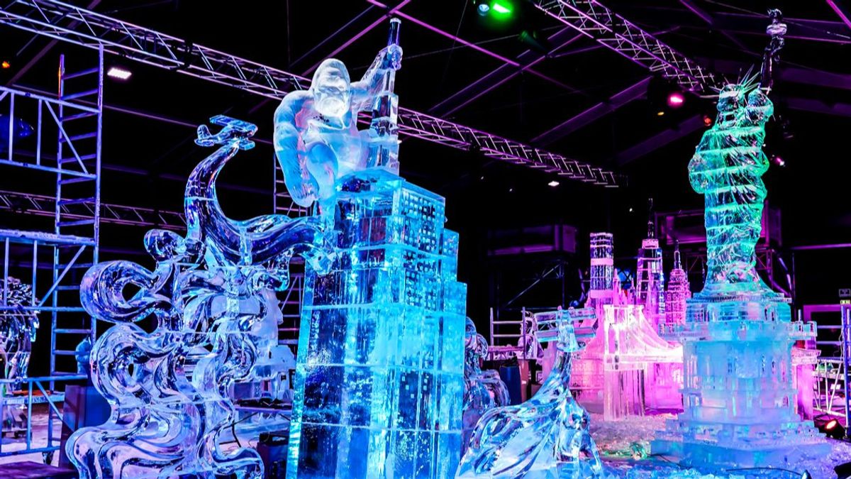 Artistas internacionales se dan cita en el Ice Festival, el concurso de esculturas de hielo de Torrejón de Ardoz