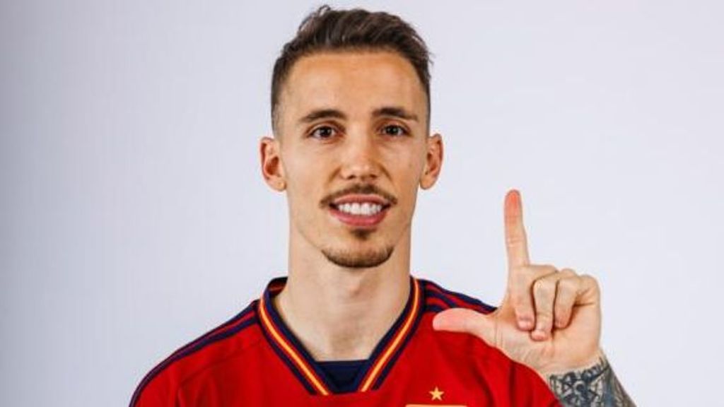 grimaldo canterano del barca se deja querer por el madrid con la seleccion el mejor al