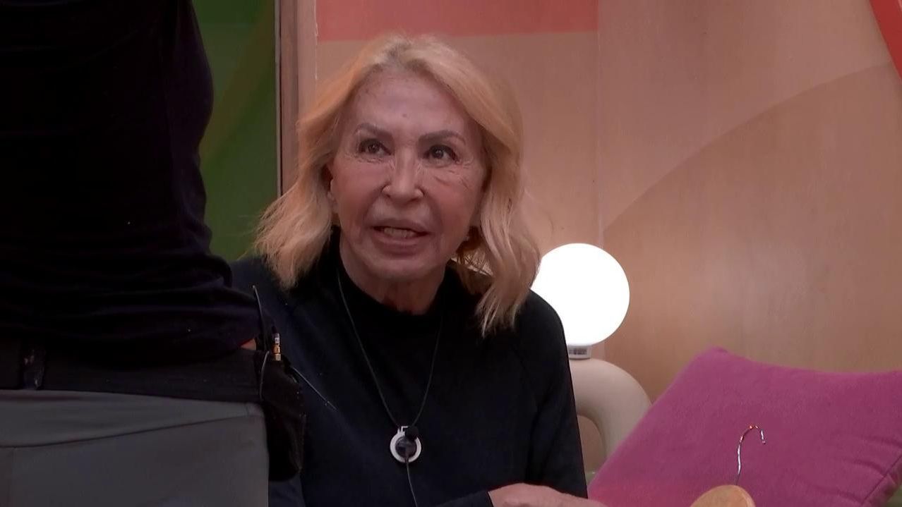 Tensión en el ensayo de la prueba semanal entre Laura Bozzo y Naomi: "Mocosa"