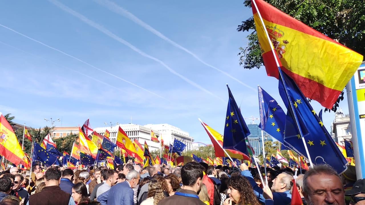 Manifestación en la plaza de Cibeles contra la ley de amnistía