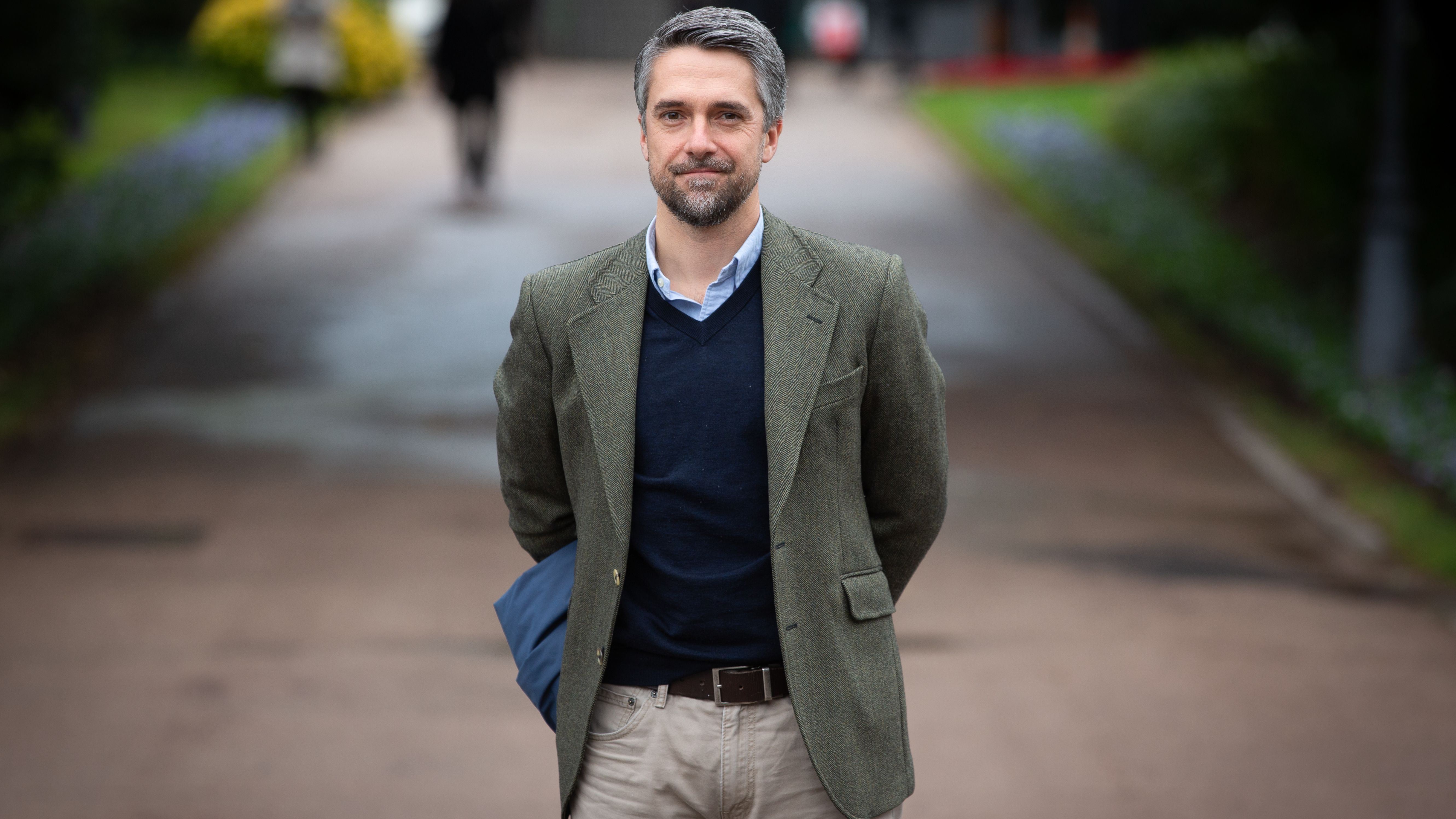 El periodista asturiano acumula distintos reconcimientos por su labor profesional