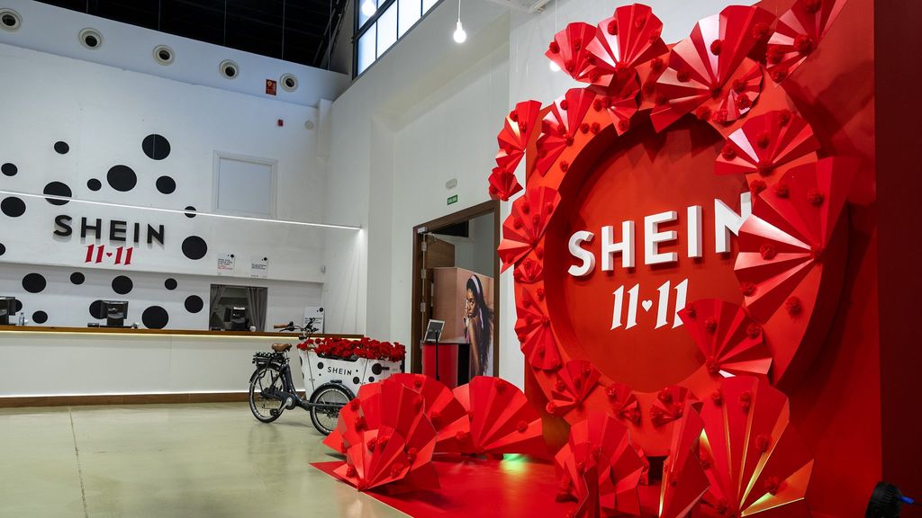 Photocall de la Pop-Up de SHEIN en Sevilla