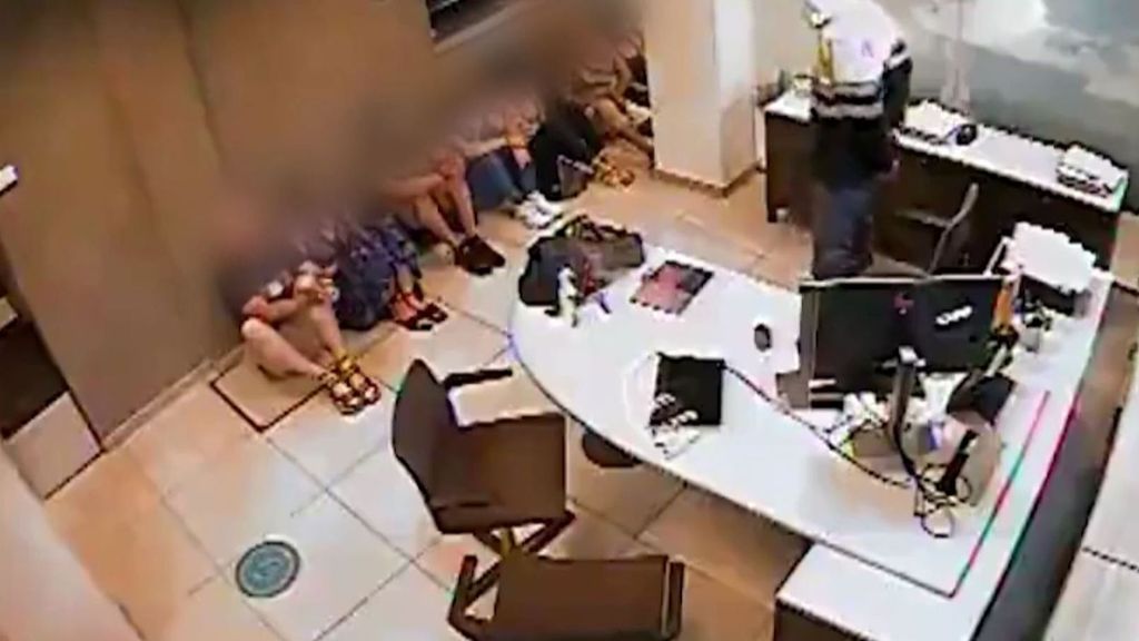 Detienen a dos peligrosos atracadores de bancos en Madrid: lograron robar más de 500.000 euros