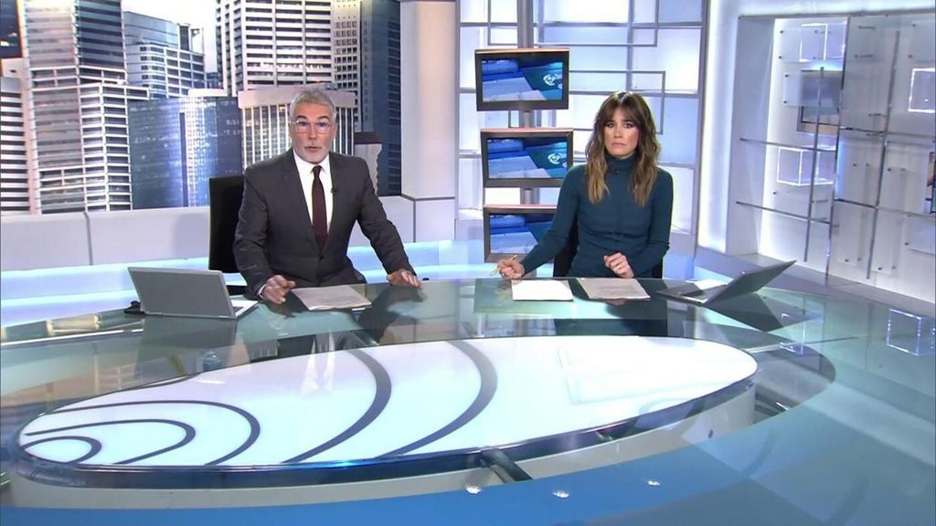 Con David Cantero e Isabel Jiménez Informativos Telecinco 2023 Mediodía 22/11/2023