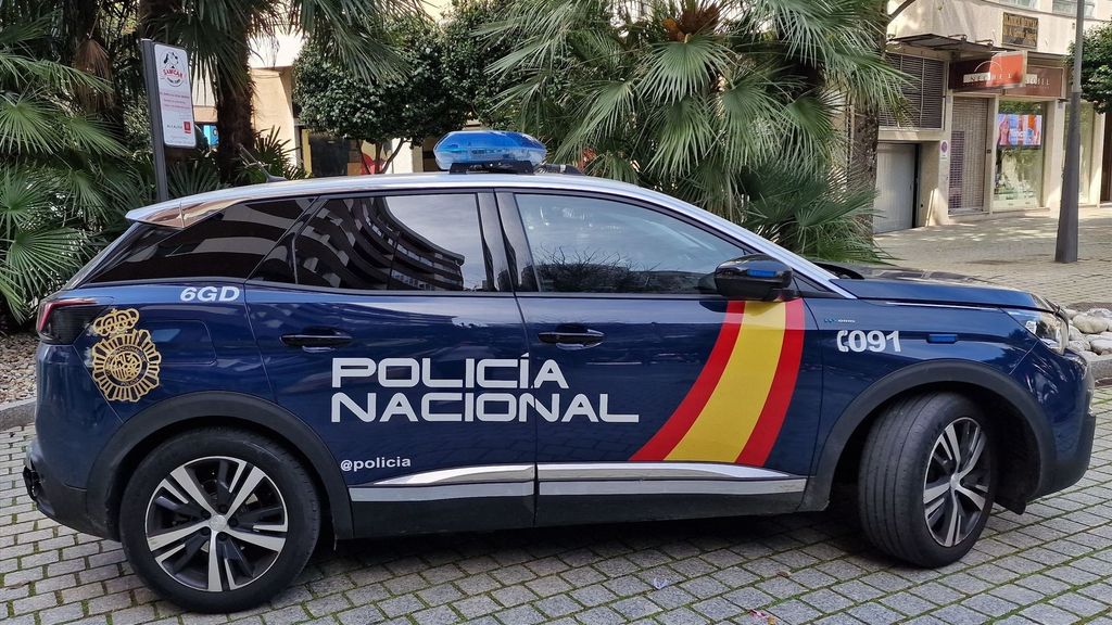 Detienen a un hombre por retener a una mujer maniatada con una cadena en Burgos