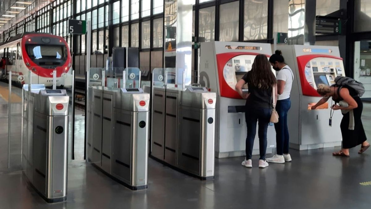 Huelga de Renfe y Adif en Madrid, trenes afectados y servicios mínimos