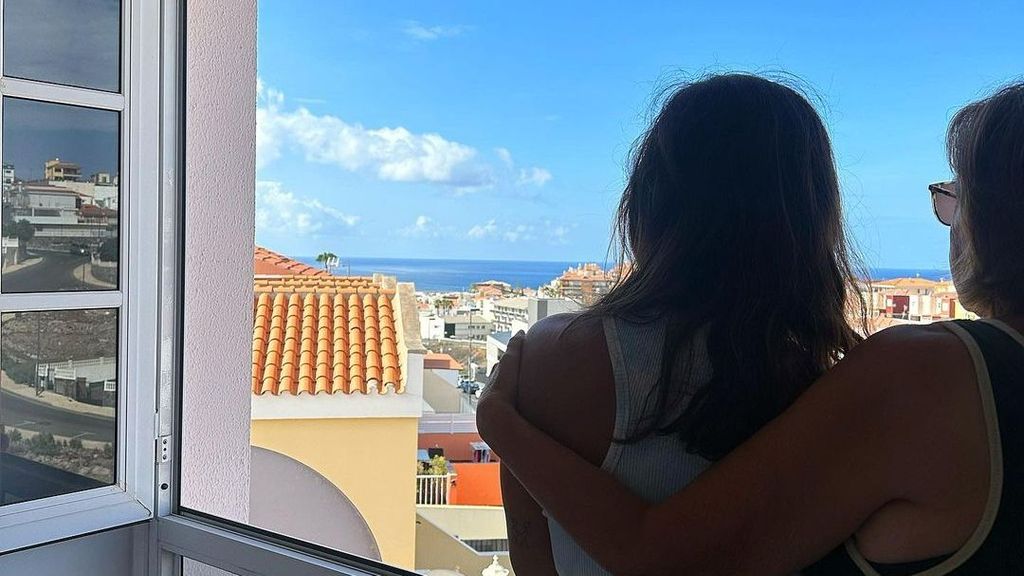 Anabel Pantoja se emociona al ver las vistas desde su nueva casa