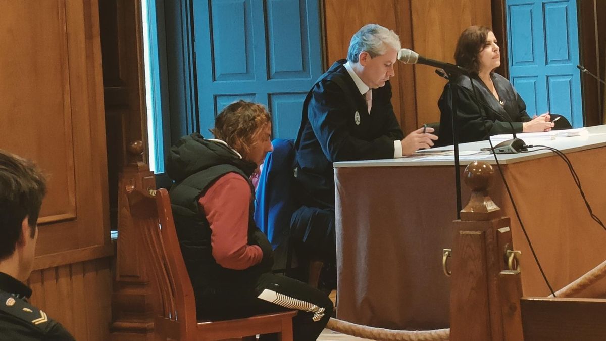 El acusado durante la vista celebrada contra el en la Audiencia Provincial de Pontevedra