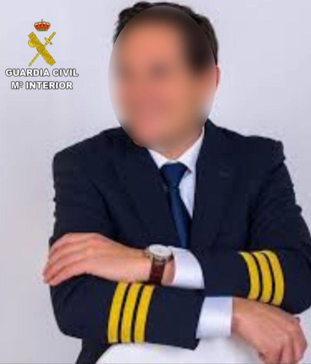 Imagen del supuesto piloto con el que contactaban con sus víctimas