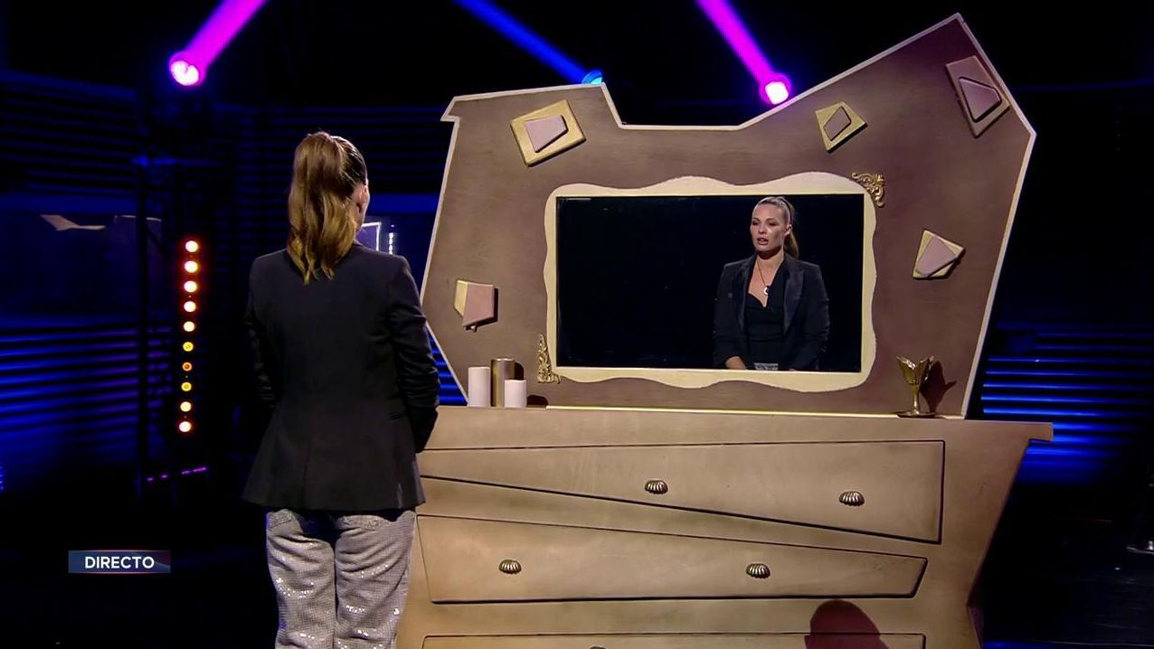 Jessica Bueno se sincera delante del espejo