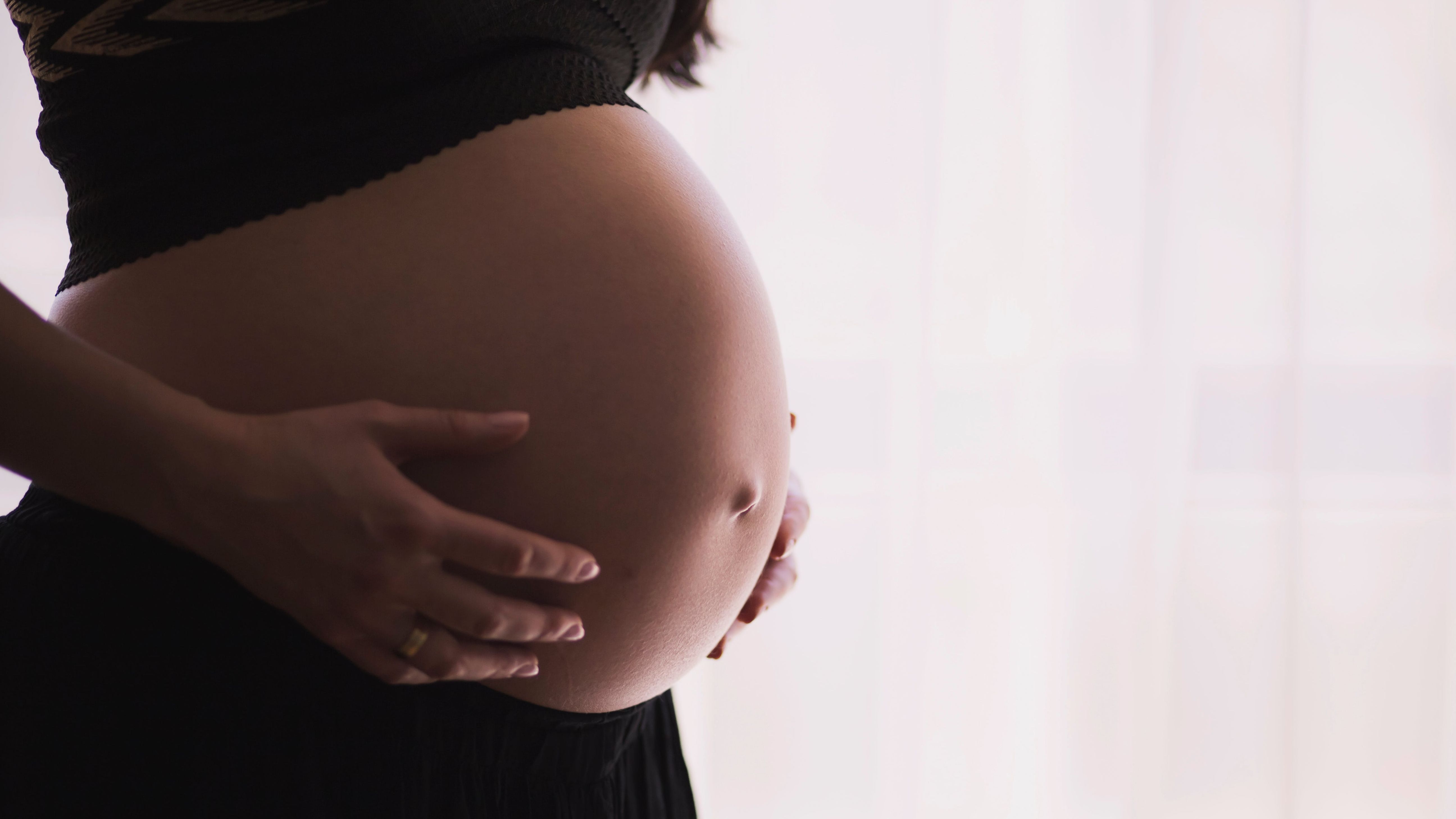 Suelen hincharse en la recta final del embarazo. FUENTE: Pexels