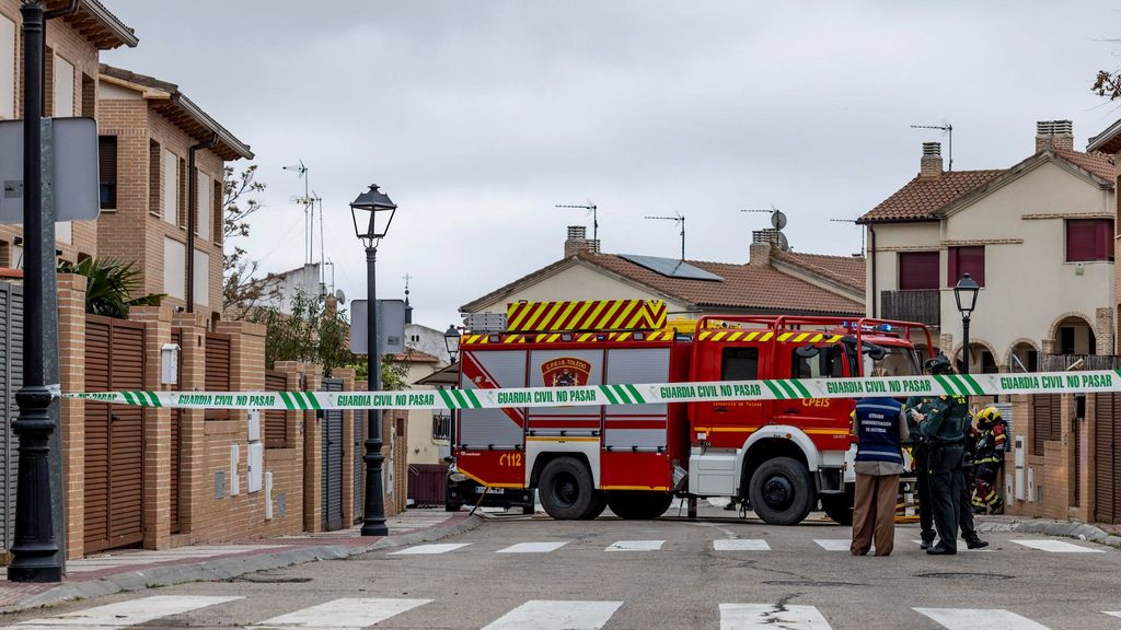 Un hombre se atrinchera en su casa y lanza cócteles molotov