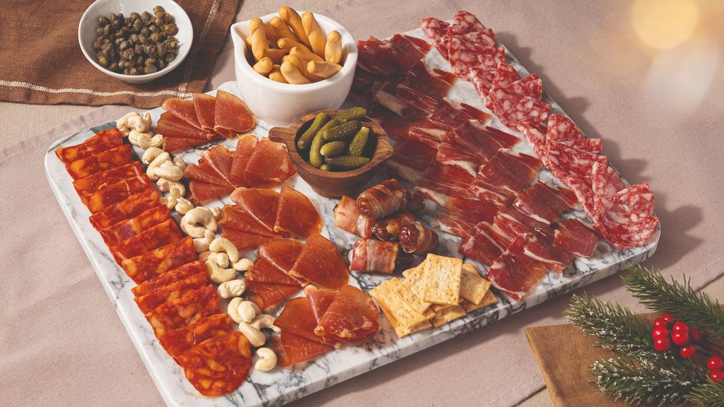 La tabla de charcutería perfecta para abrir el apetito de tus invitados durante estas navidades