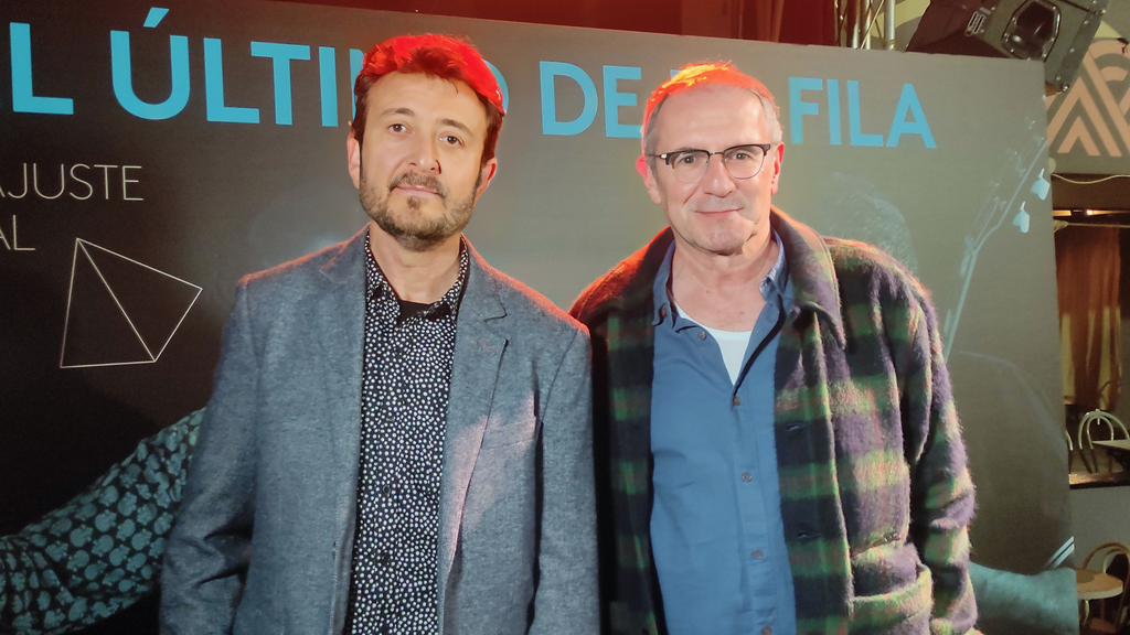 Manolo García y Quimi Portet, intentando ponerse serios. "El humor es un medicamento saludable".